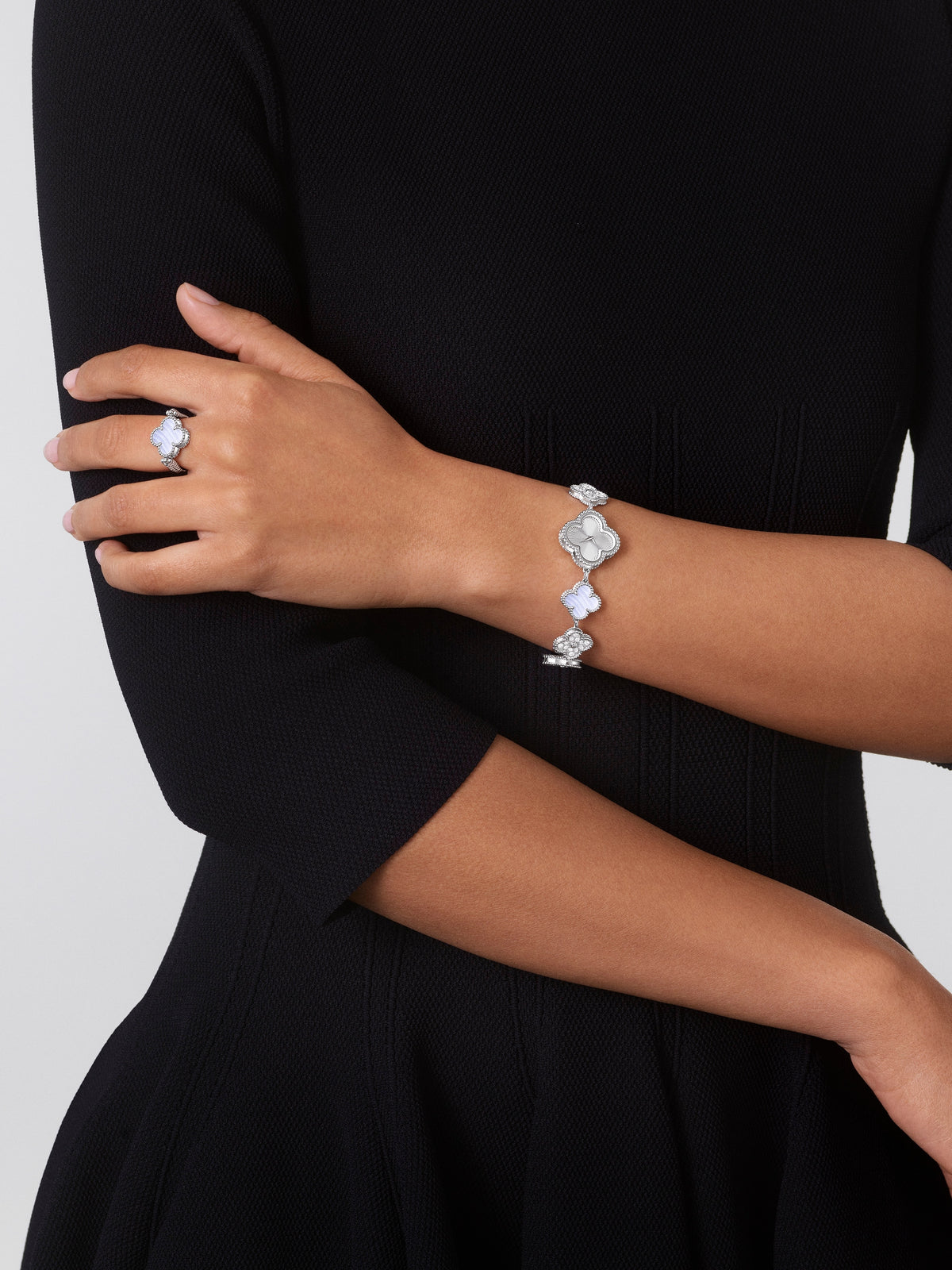 Van Cleef Sweet Alhambra watch